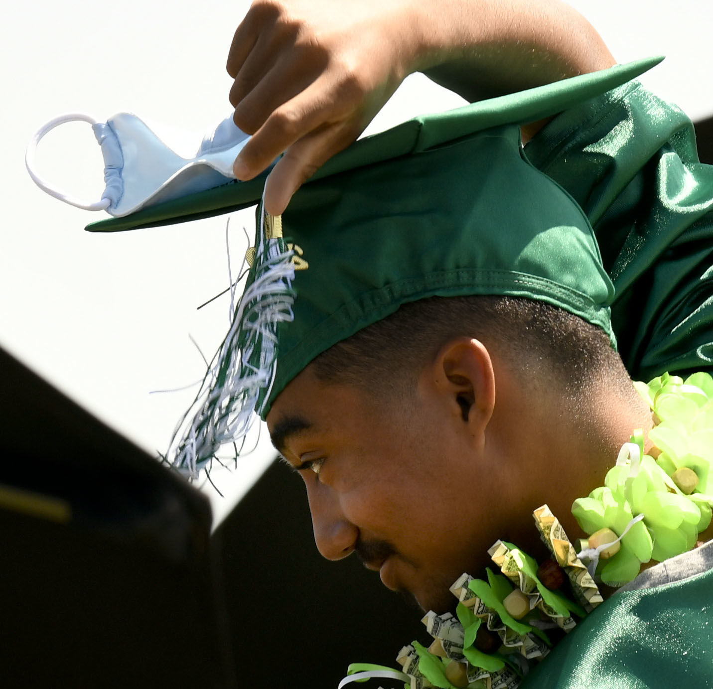 060320 Maple graduation 05.jpg